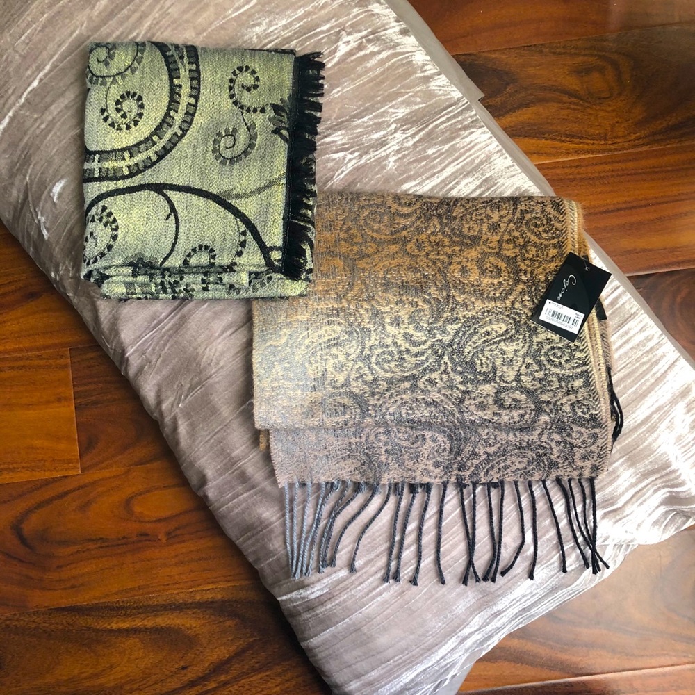 2 for 1!!! Pashmina scarves!